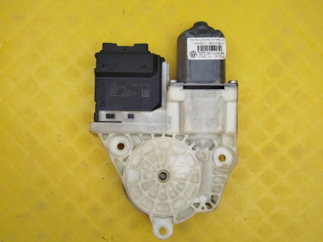 bontott VW PASSAT B6 Bal hátsó Ablakemelő Motor