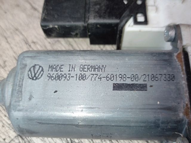 bontott VW PASSAT B6 Bal hátsó Ablakemelő Motor