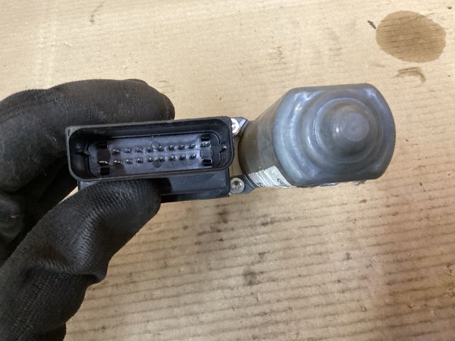 bontott VW PASSAT B6 Bal hátsó Ablakemelő Motor