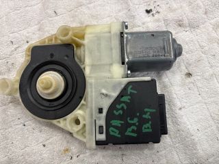 bontott VW PASSAT B6 Bal hátsó Ablakemelő Motor