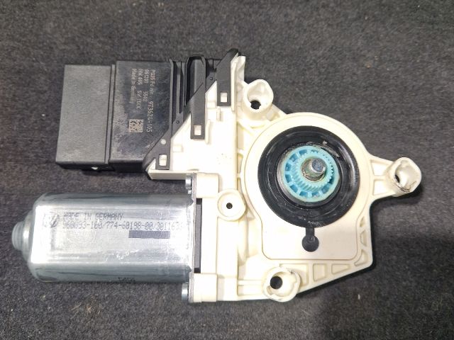 bontott VW PASSAT B6 Bal hátsó Ablakemelő Motor