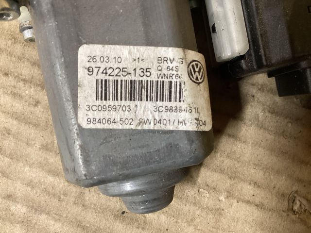 bontott VW PASSAT B6 Bal hátsó Ablakemelő Motor