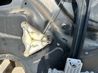 bontott VW PASSAT B6 Bal hátsó Ablakemelő Szerkezet (Elektromos)