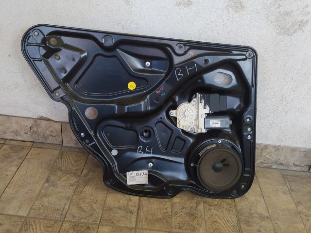bontott VW PASSAT B6 Bal hátsó Ablakemelő Szerkezet (Elektromos)