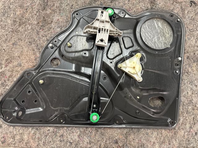 bontott VW PASSAT B6 Bal hátsó Ablakemelő Szerkezet (Elektromos)