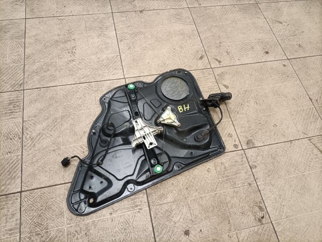 bontott VW PASSAT B6 Bal hátsó Ablakemelő Szerkezet (Elektromos)