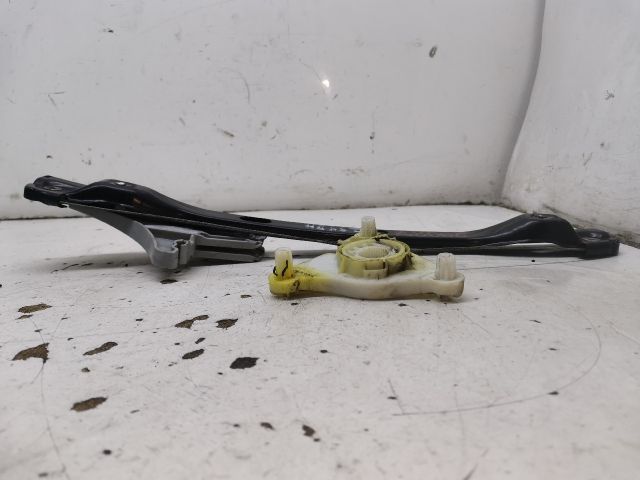 bontott VW PASSAT B6 Bal hátsó Ablakemelő Szerkezet (Elektromos)