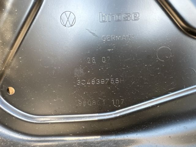 bontott VW PASSAT B6 Bal hátsó Ablakemelő Szerkezet (Elektromos)