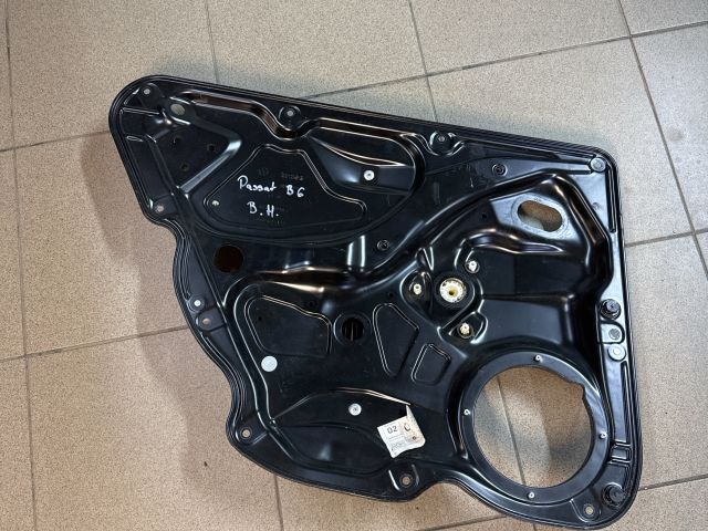 bontott VW PASSAT B6 Bal hátsó Ablakemelő Szerkezet (Elektromos)