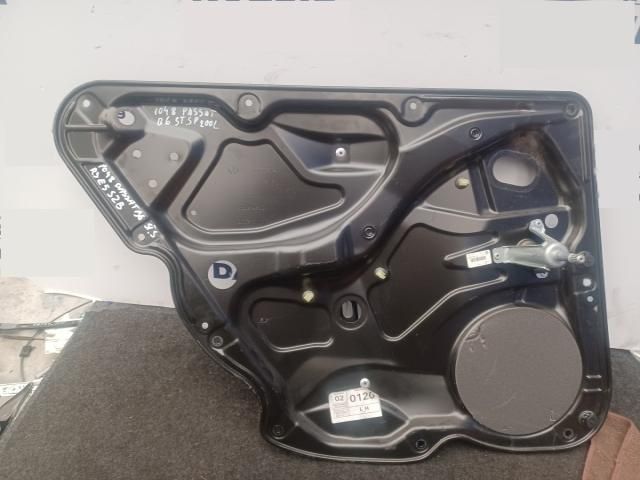 bontott VW PASSAT B6 Bal hátsó Ablakemelő Szerkezet (Mechanikus)