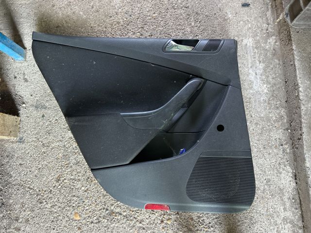 bontott VW PASSAT B6 Bal hátsó Ajtó Kárpit