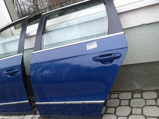 bontott VW PASSAT B6 Bal hátsó Ajtó Kárpit