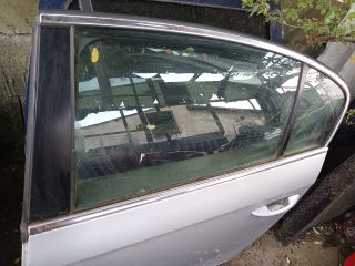 bontott VW PASSAT B6 Bal hátsó Ajtó (Részeivel)