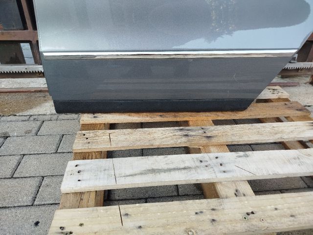 bontott VW PASSAT B6 Bal hátsó Ajtó (Részeivel)