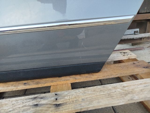 bontott VW PASSAT B6 Bal hátsó Ajtó (Részeivel)