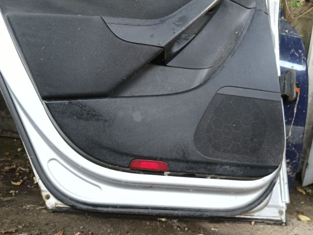 bontott VW PASSAT B6 Bal hátsó Ajtó (Részeivel)