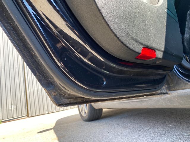 bontott VW PASSAT B6 Bal hátsó Ajtó (Üres lemez)