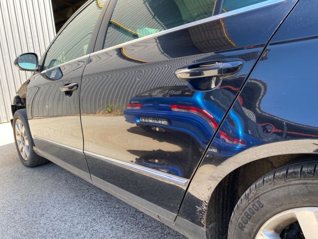 bontott VW PASSAT B6 Bal hátsó Ajtó (Üres lemez)