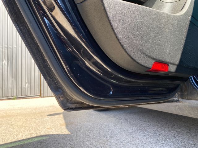 bontott VW PASSAT B6 Bal hátsó Ajtó (Üres lemez)