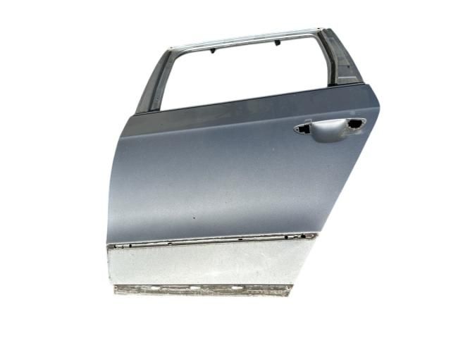 bontott VW PASSAT B6 Bal hátsó Ajtó (Üres lemez)