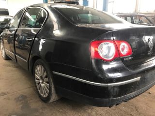 bontott VW PASSAT B6 Bal hátsó Ajtóhatároló