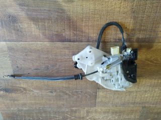 bontott VW PASSAT B6 Bal hátsó Ajtózár