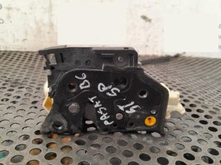 bontott VW PASSAT B6 Bal hátsó Ajtózár