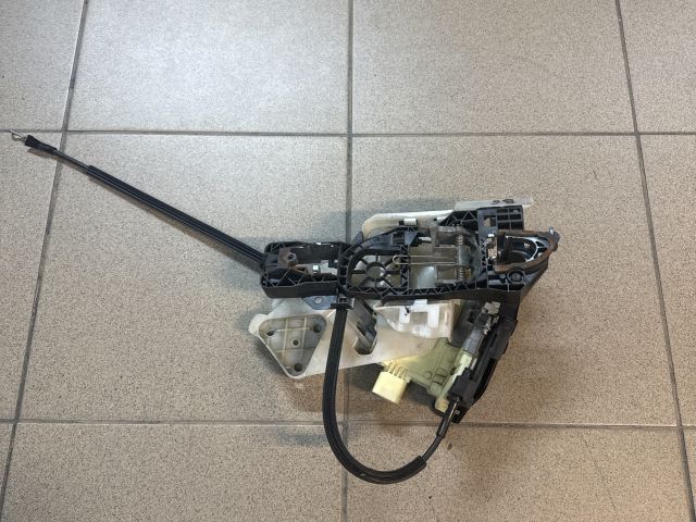 bontott VW PASSAT B6 Bal hátsó Ajtózár