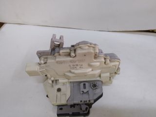 bontott VW PASSAT B6 Bal hátsó Ajtózár