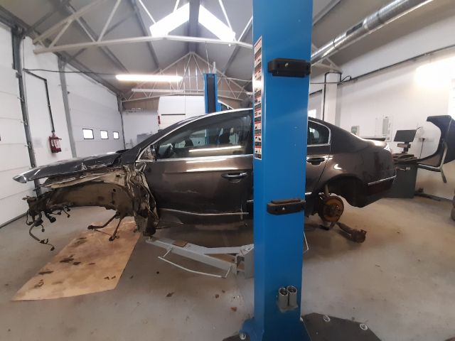 bontott VW PASSAT B6 Bal hátsó Ajtózár