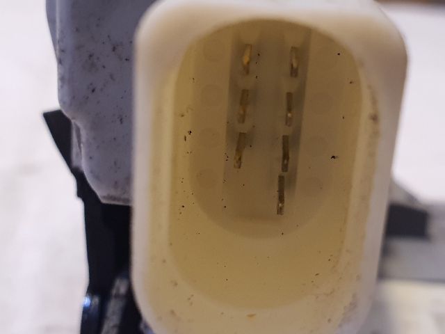 bontott VW PASSAT B6 Bal hátsó Ajtózár