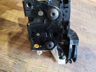 bontott VW PASSAT B6 Bal hátsó Ajtózár