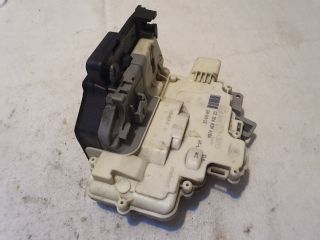 bontott VW PASSAT B6 Bal hátsó Ajtózár