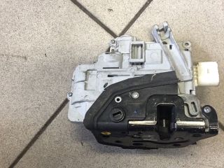 bontott VW PASSAT B6 Bal hátsó Ajtózár