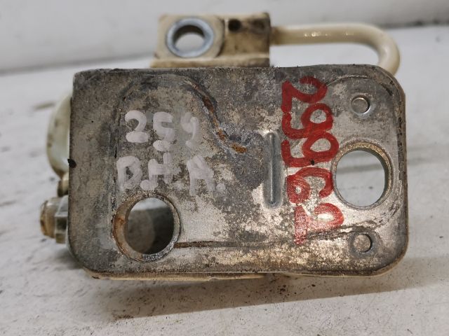 bontott VW PASSAT B6 Bal hátsó Alsó Zsanér