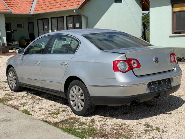 bontott VW PASSAT B6 Bal hátsó Alsó Zsanér