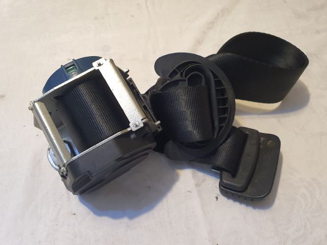 bontott VW PASSAT B6 Bal hátsó Biztonsági Öv