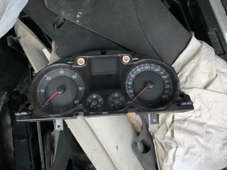 bontott VW PASSAT B6 Bal hátsó Dobbetét (Kerékjárati, Műanyag)