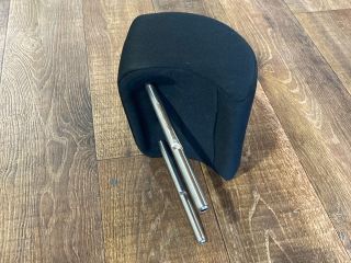 bontott VW PASSAT B6 Bal hátsó Fejtámla