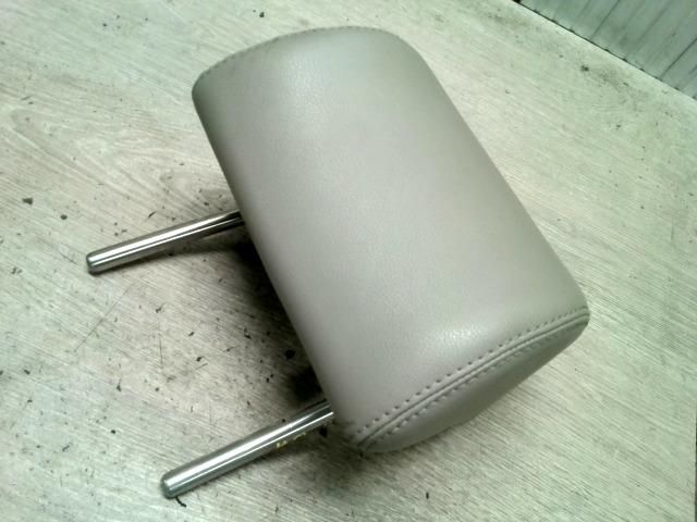 bontott VW PASSAT B6 Bal hátsó Fejtámla