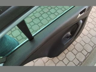 bontott VW PASSAT B6 Bal hátsó Fixüveg (Ajtóban)