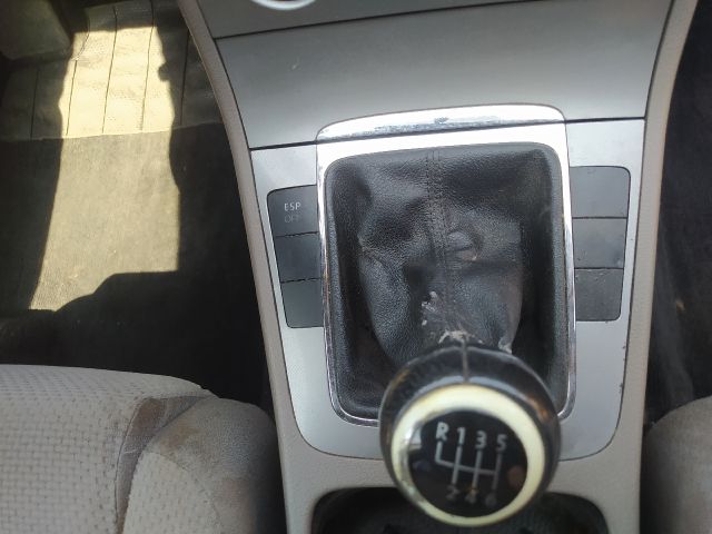 bontott VW PASSAT B6 Bal hátsó Fixüveg (Ajtóban)