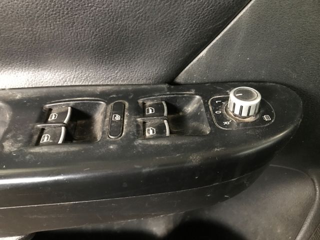 bontott VW PASSAT B6 Bal hátsó Fixüveg (Ajtóban)