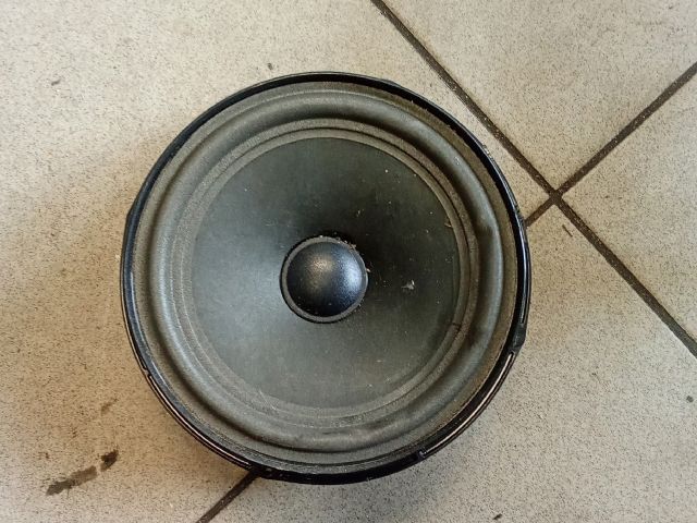 bontott VW PASSAT B6 Bal hátsó Hangszóró