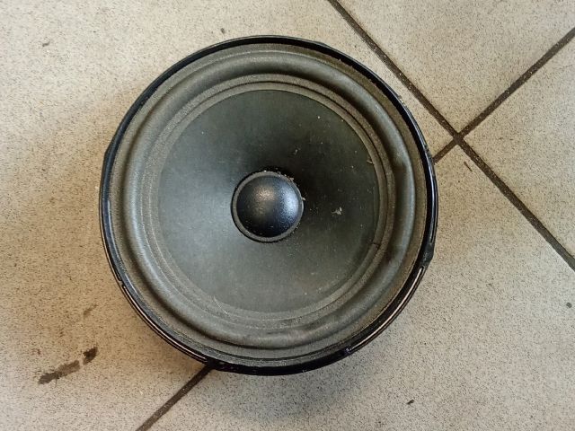 bontott VW PASSAT B6 Bal hátsó Hangszóró