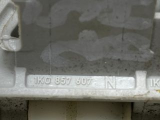 bontott VW PASSAT B6 Bal hátsó Kapaszkodó (Felső)