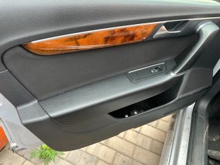 bontott VW PASSAT B6 Bal hátsó Kapaszkodó (Felső)