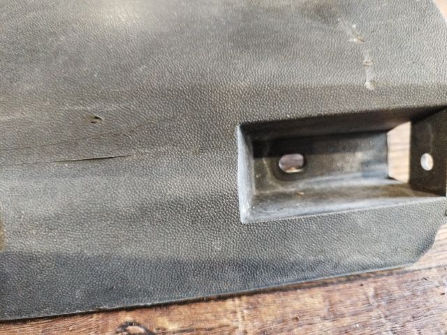 bontott VW PASSAT B6 Bal hátsó Küszöb Légterelő Vég