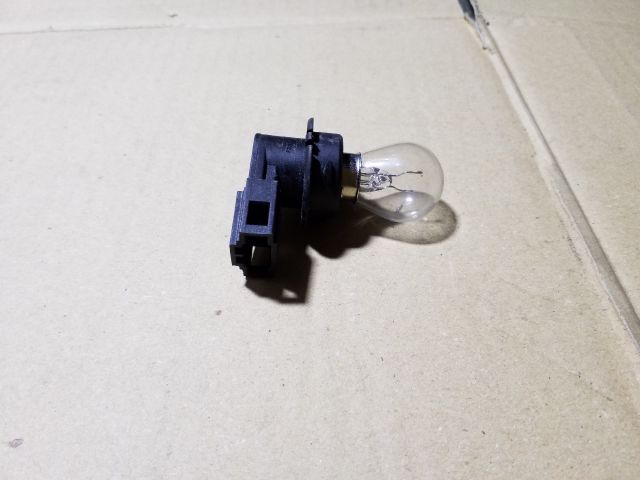 bontott VW PASSAT B6 Bal Hátsó Lámpa Foglalat