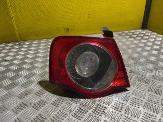 bontott VW PASSAT B6 Bal Hátsó Lámpa